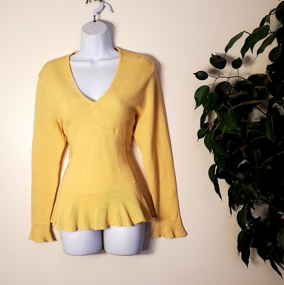 Rare! Retro LEVINO VERNA Yellow Sweater Top Sz. M